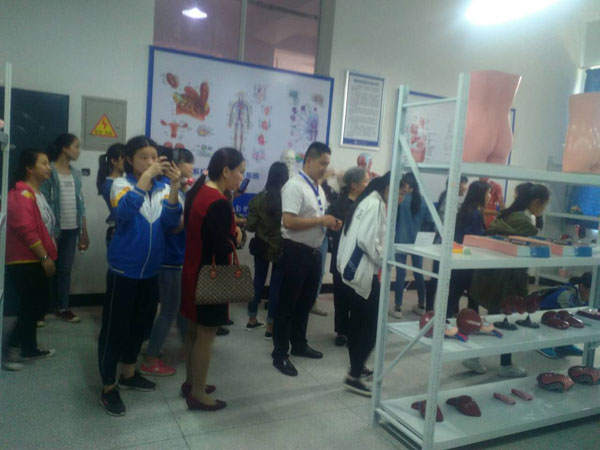 湖南护理学校招生报名