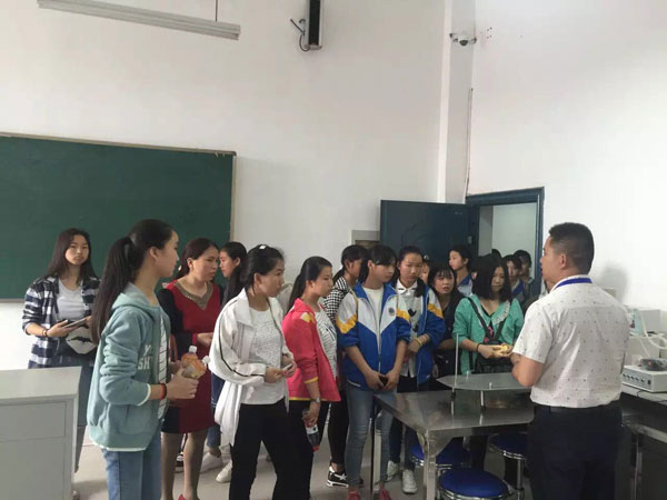 湖南护理学校招生报名